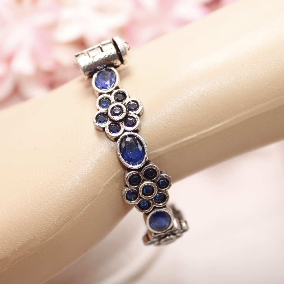 KALKI - OXIDISED SILVER LOOK ALIKE KADA - BLUE - kada