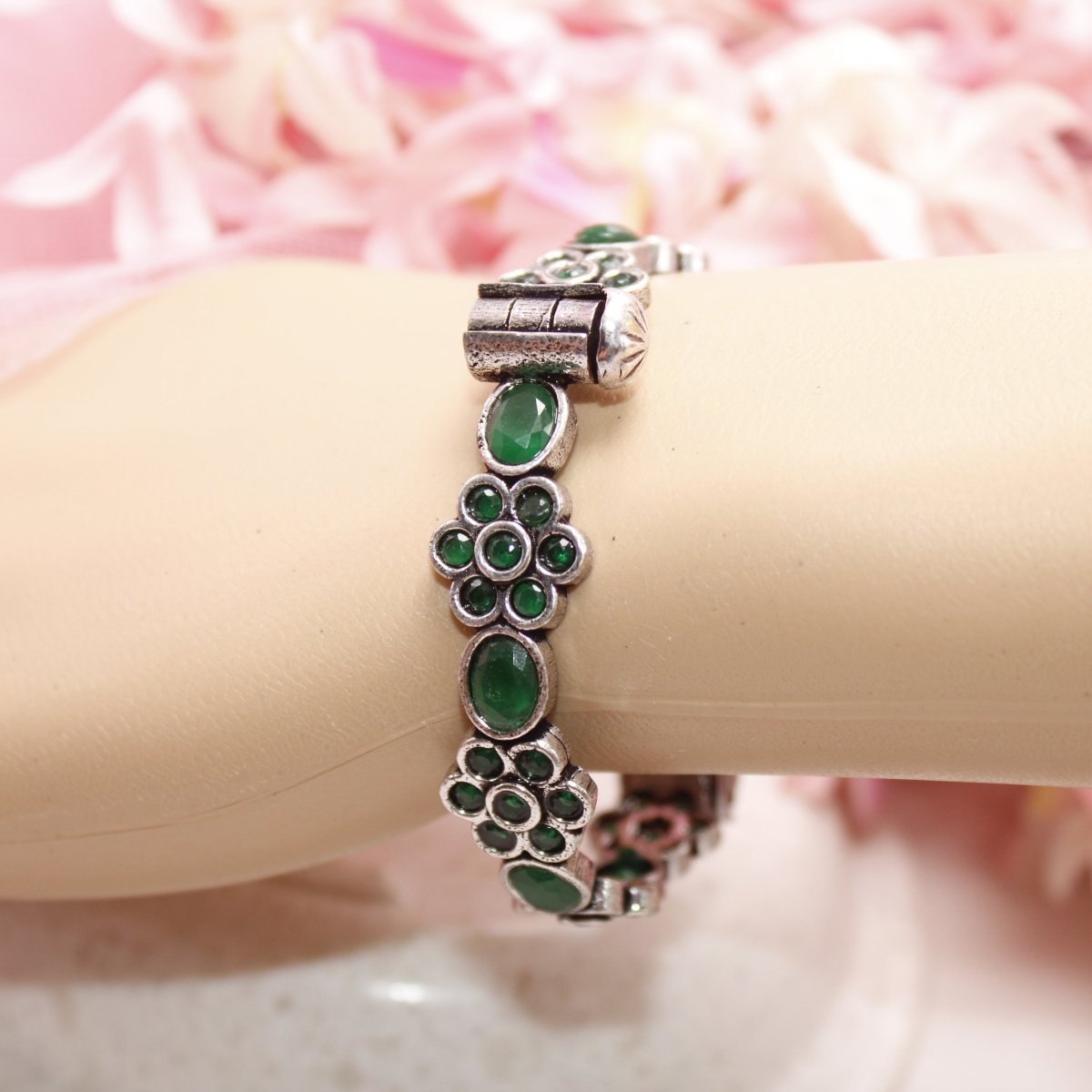 KALKI - OXIDISED SILVER LOOK ALIKE KADA - GREEN - kada