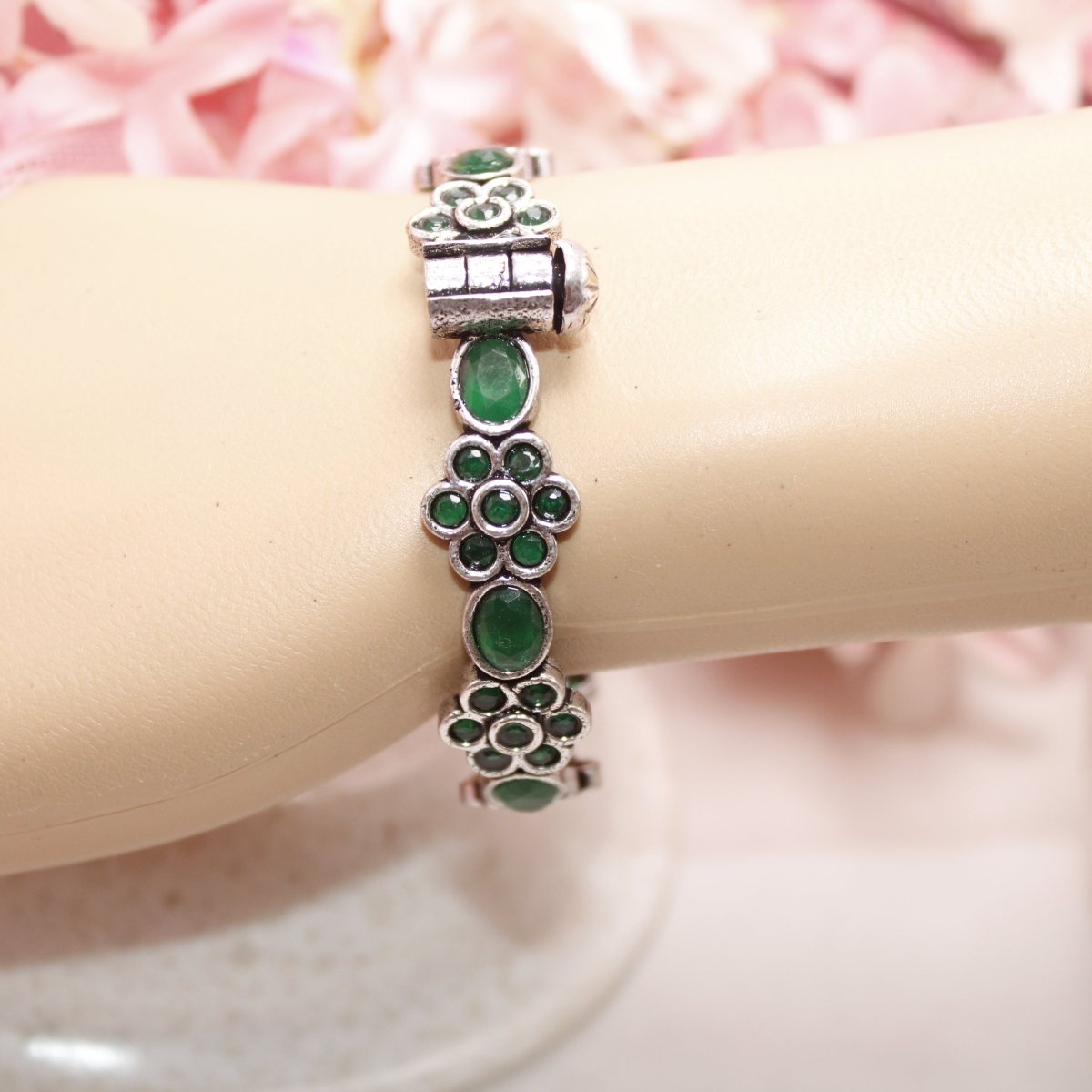 KALKI - OXIDISED SILVER LOOK ALIKE KADA - GREEN - kada