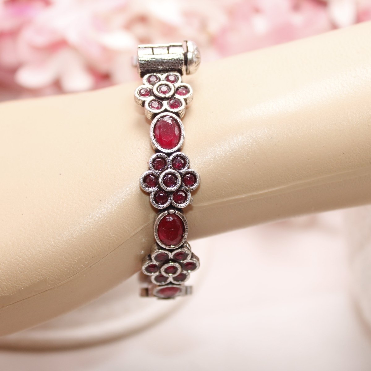 KALKI - OXIDISED SILVER LOOK ALIKE KADA - RED - kada