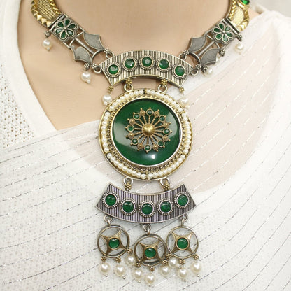 KAMYA - RAJPUTANA DUAL - TONE NECKLACE SET - GREEN - Necklaces