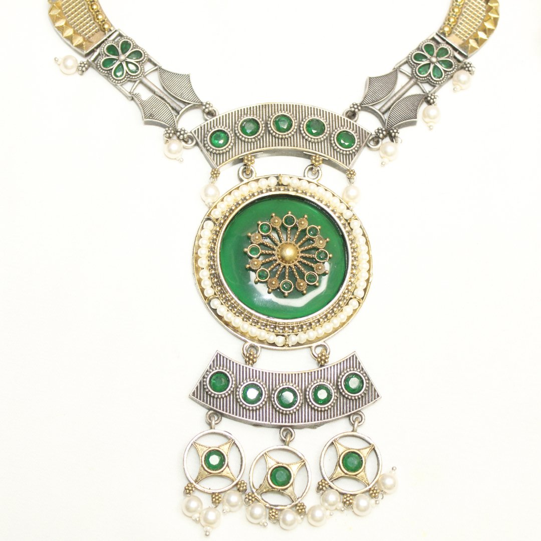 KAMYA - RAJPUTANA DUAL - TONE NECKLACE SET - GREEN - Necklaces