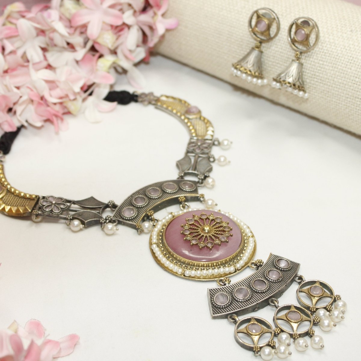 KAMYA - RAJPUTANA DUAL - TONE NECKLACE SET - PINK - Necklaces