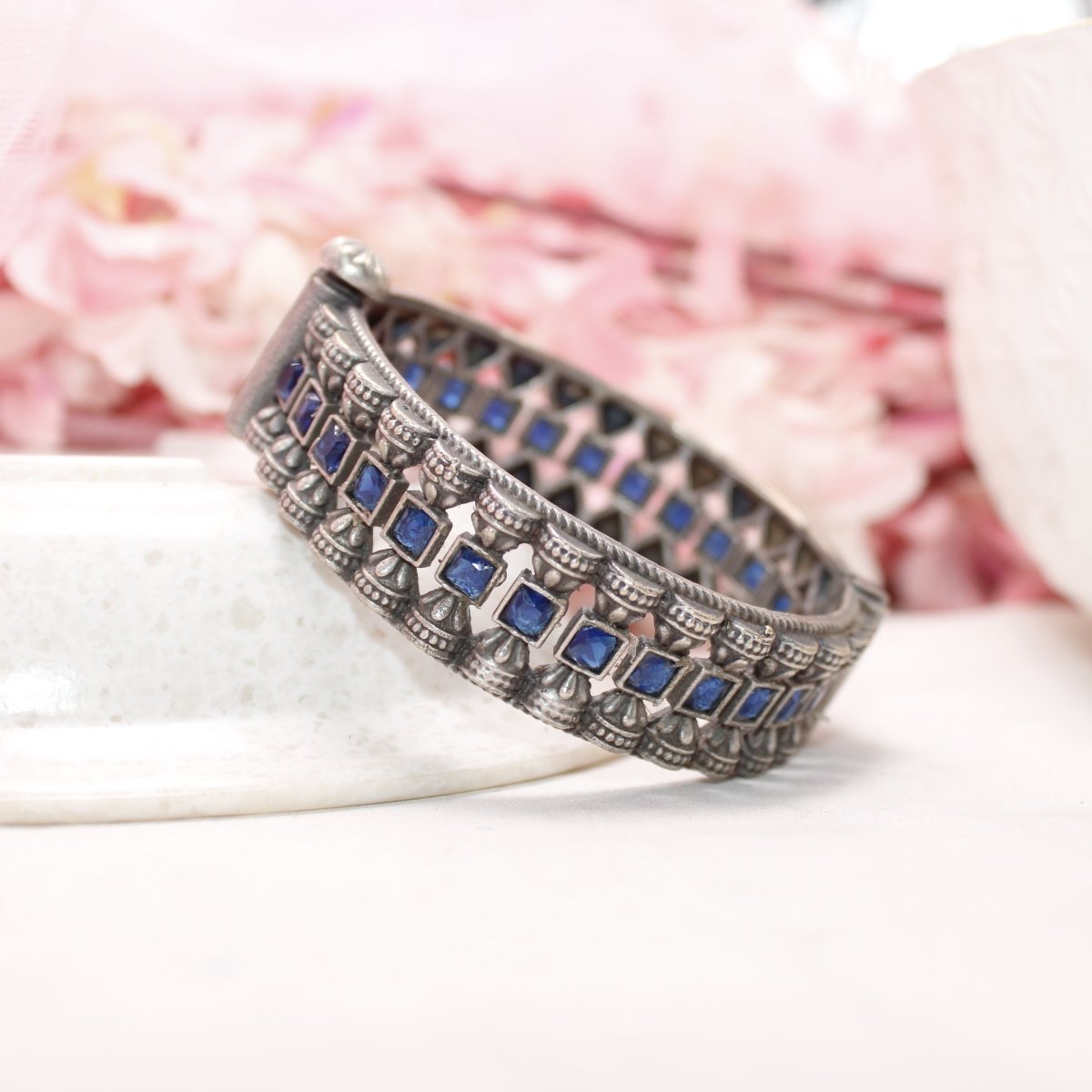 KASTURI - OXIDISED SILVER LOOK ALIKE KADA - BLUE - kada