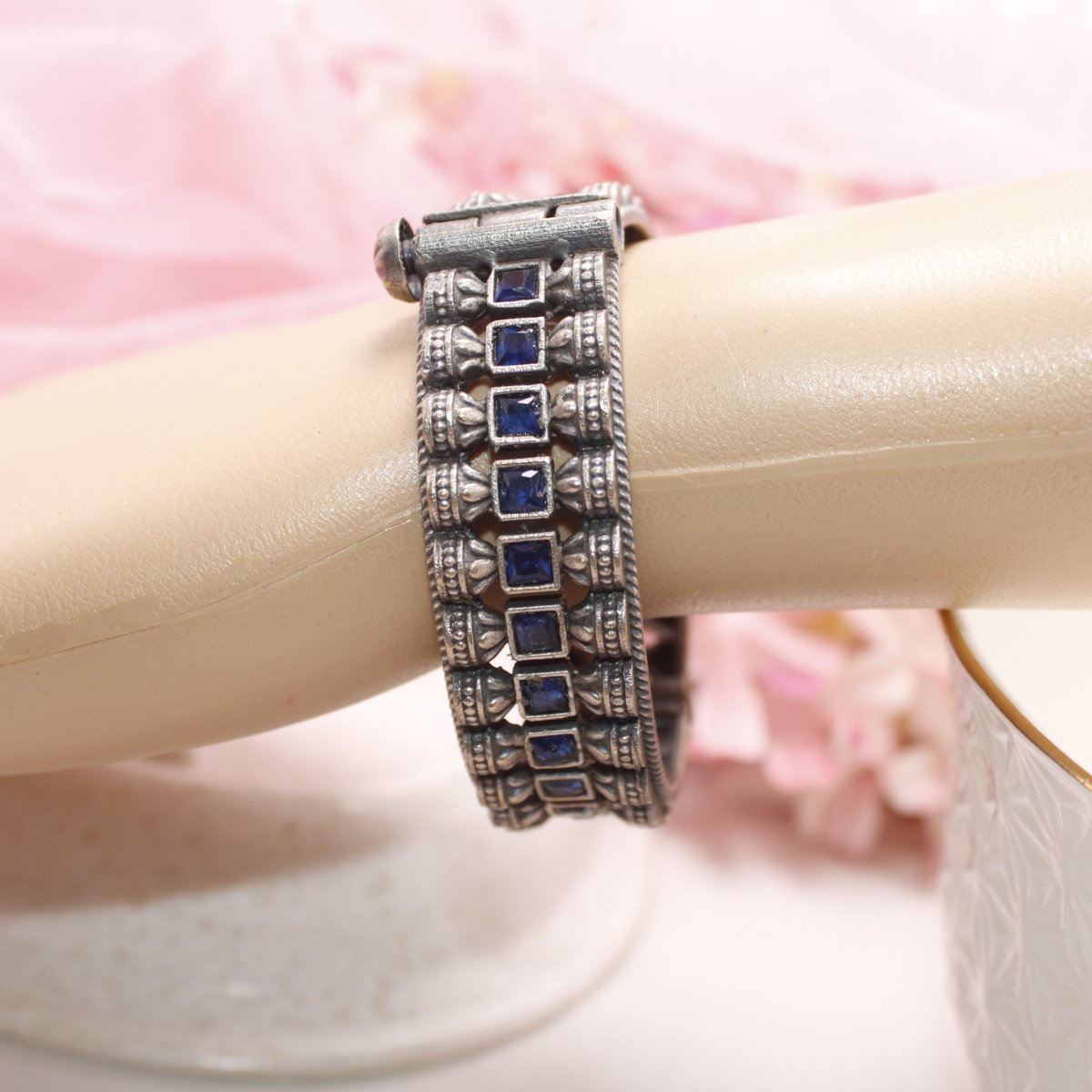 KASTURI - OXIDISED SILVER LOOK ALIKE KADA - BLUE - kada