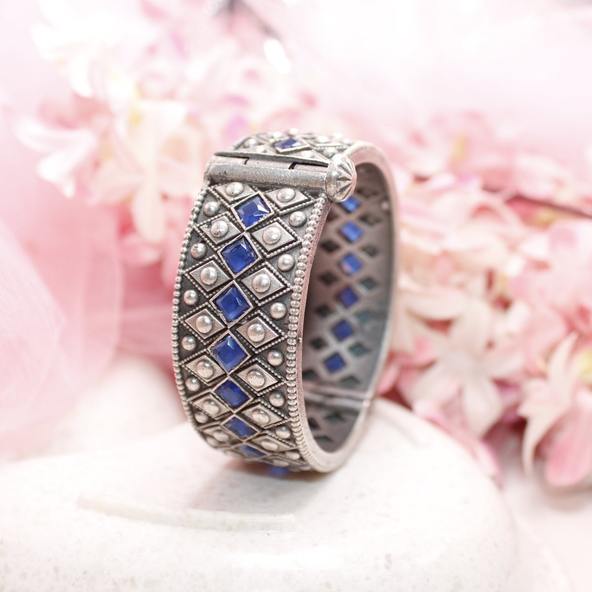 KAVERI - OXIDISED SILVER LOOK ALIKE KADA - BLUE - kada