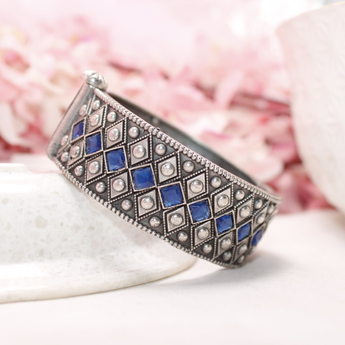 KAVERI - OXIDISED SILVER LOOK ALIKE KADA - BLUE - kada