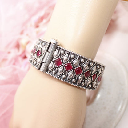 KAVERI - OXIDISED SILVER LOOK ALIKE KADA - RED - kada