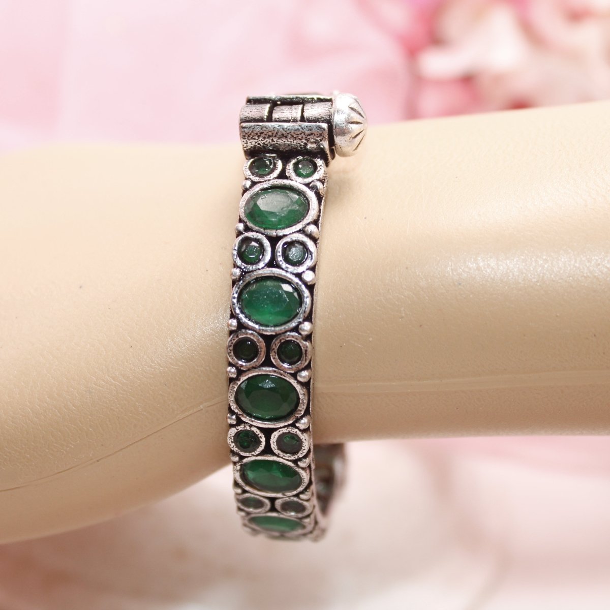 KESAR - OXIDISED SILVER LOOK ALIKE KADA - GREEN - kada