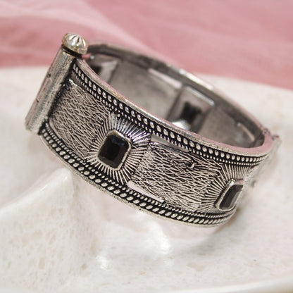 KIA - OXIDISED SILVER LOOK ALIKE KADA - BLACK - kada