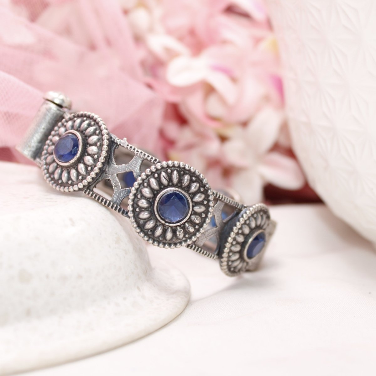 KISHA - OXIDISED SILVER LOOK ALIKE KADA - BLUE - kada