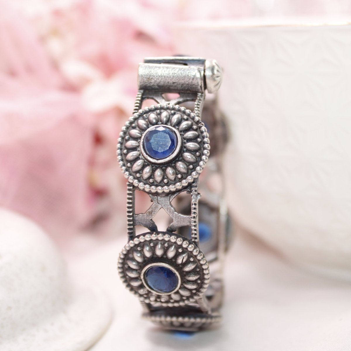 KISHA - OXIDISED SILVER LOOK ALIKE KADA - BLUE - kada