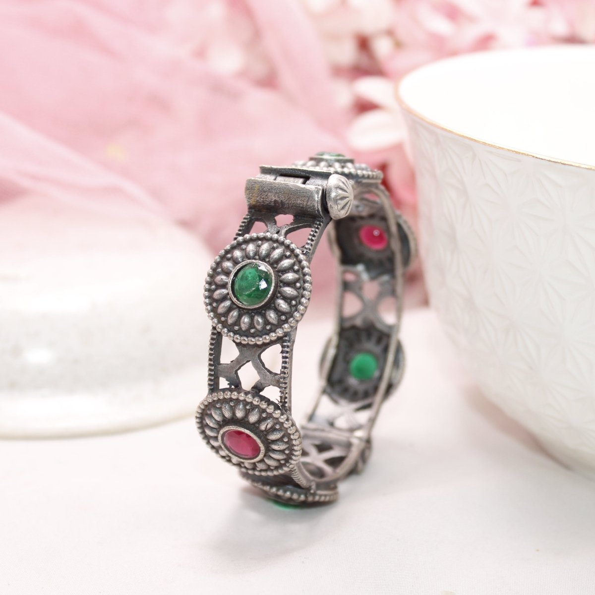 KISHA - OXIDISED SILVER LOOK ALIKE KADA - RED & GREEN - kada