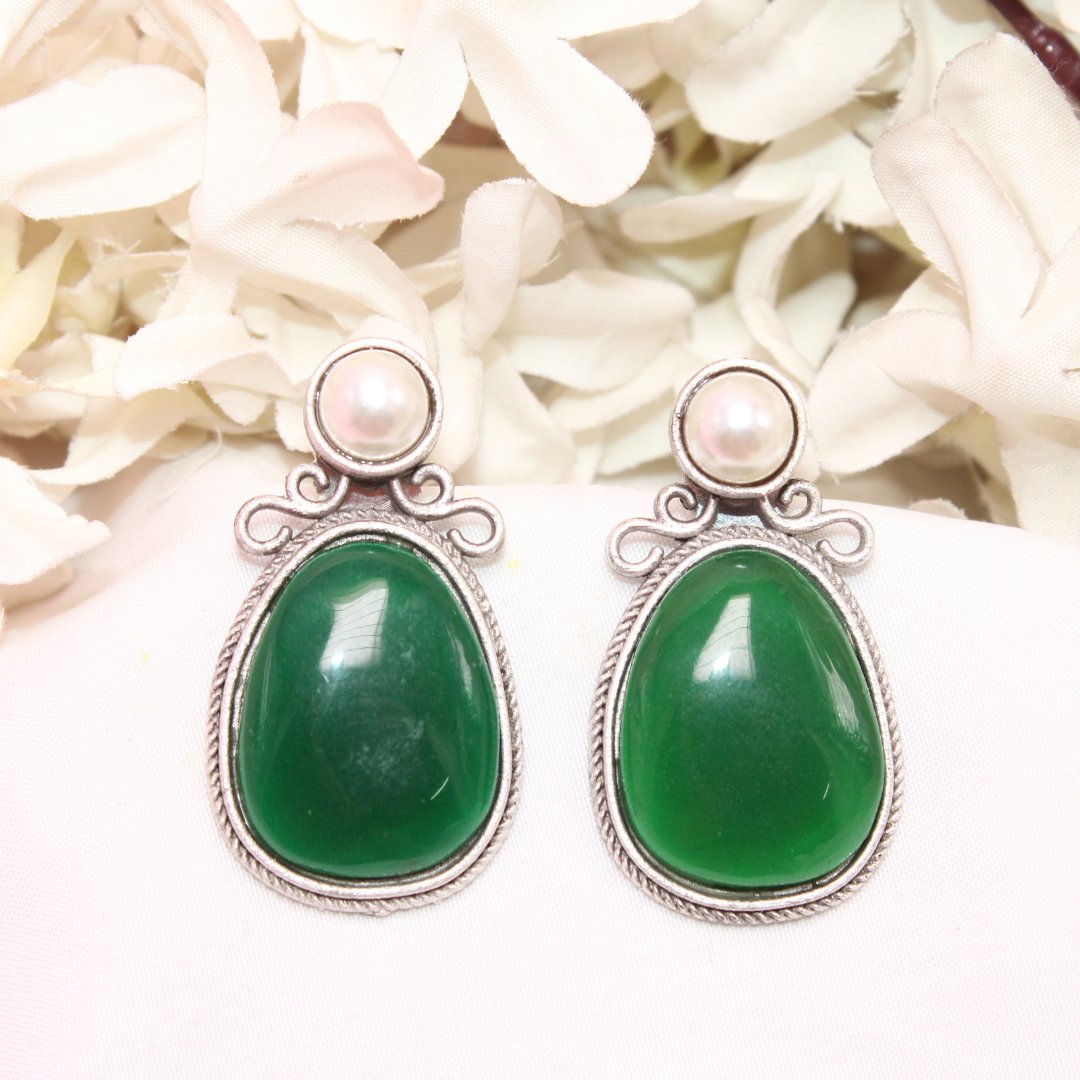 KIYA MONALISA STONE STUD-GREEN & WHITE -EARRING