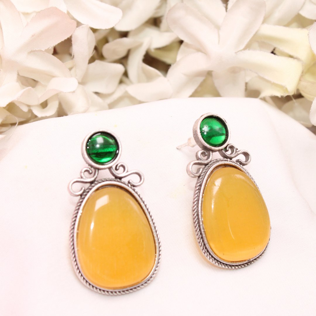 KIYA MONALISA STONE STUD-YELLOW & GREEN -EARRING