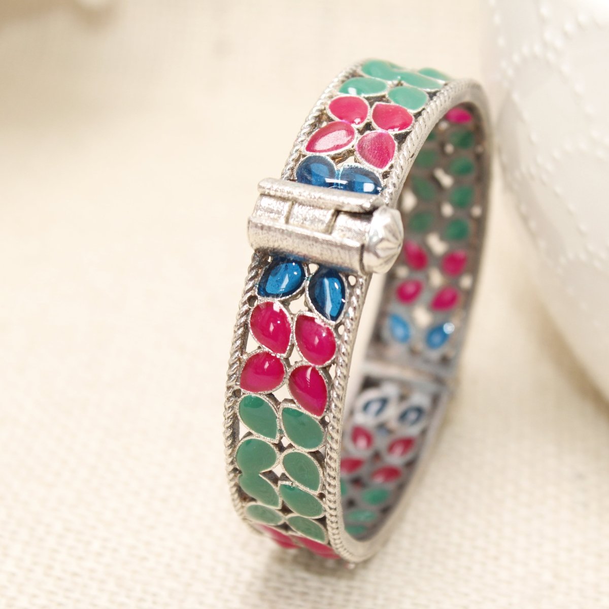 MEENAKARI LEAF PATTERN KADA - GREEN, RED & BLUE - kada