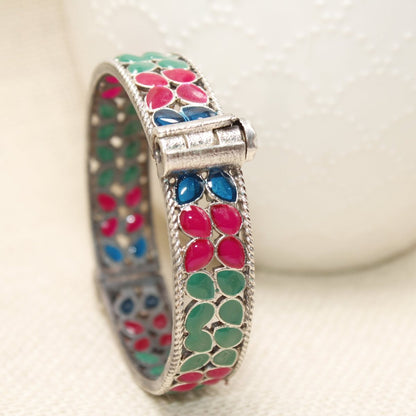 MEENAKARI LEAF PATTERN KADA - GREEN, RED & BLUE - kada