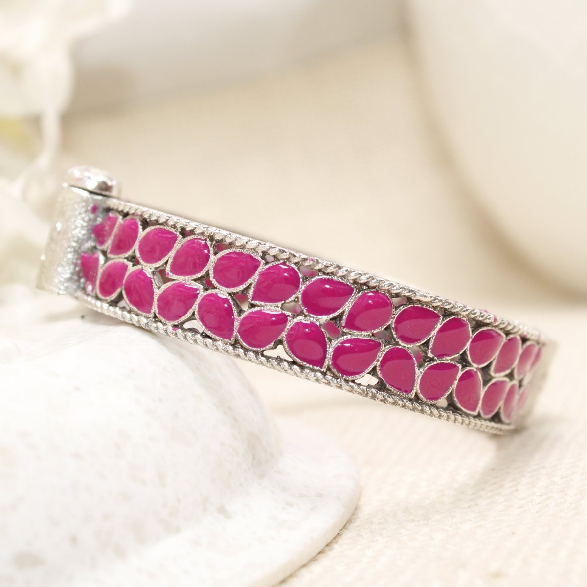 MEENAKARI LEAF PATTERN KADA - MAGENTA - kada