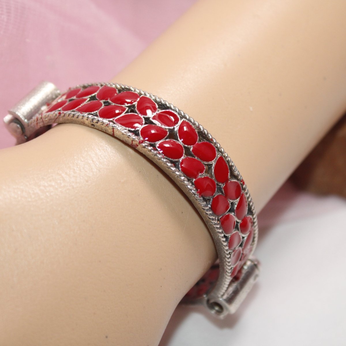 MEENAKARI LEAF PATTERN KADA - RED - kada