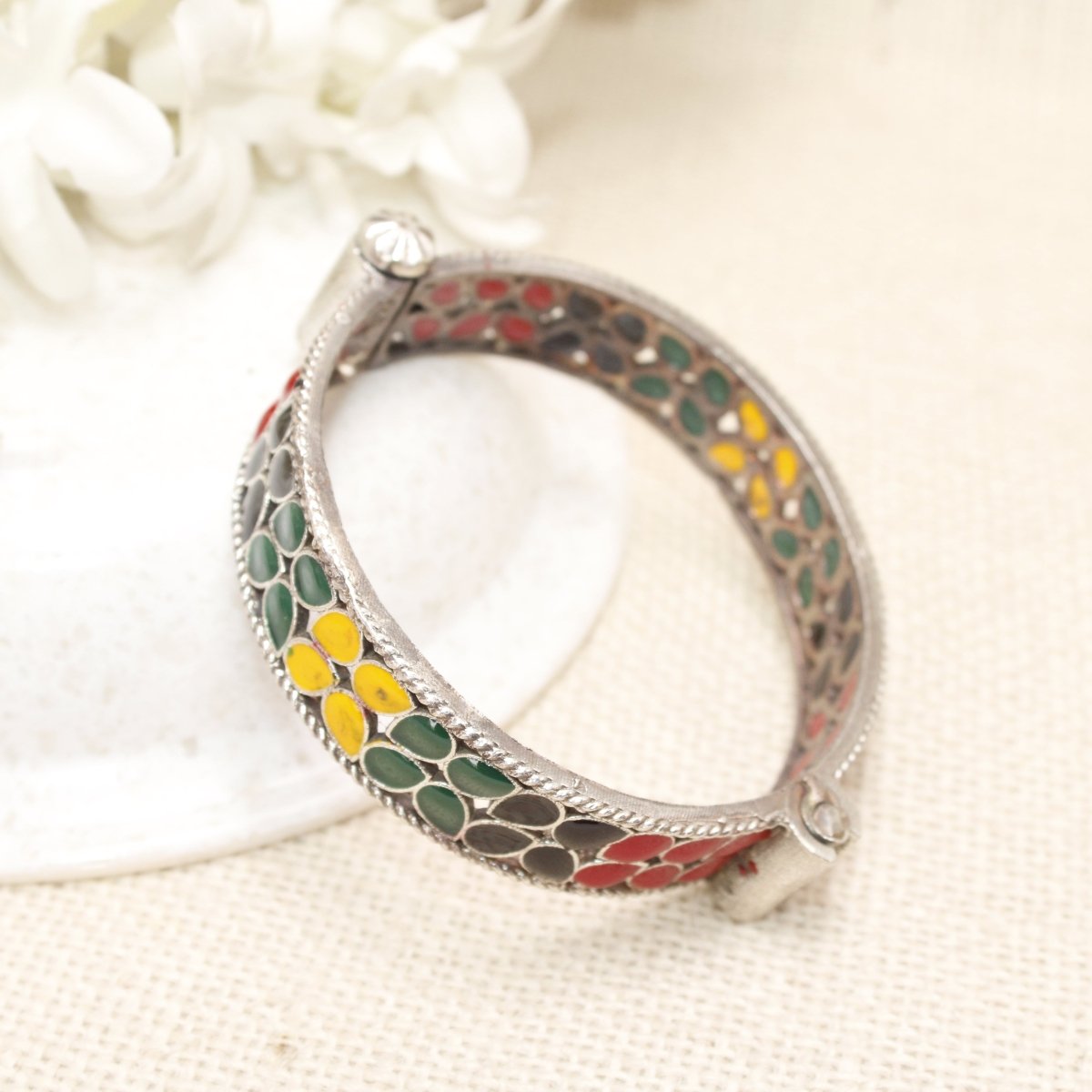 MEENAKARI LEAF PATTERN KADA - RED, BLACK, GREEN & YELLOW - kada