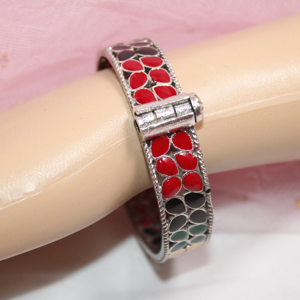 MEENAKARI LEAF PATTERN KADA - RED, BLACK, GREEN & YELLOW - kada