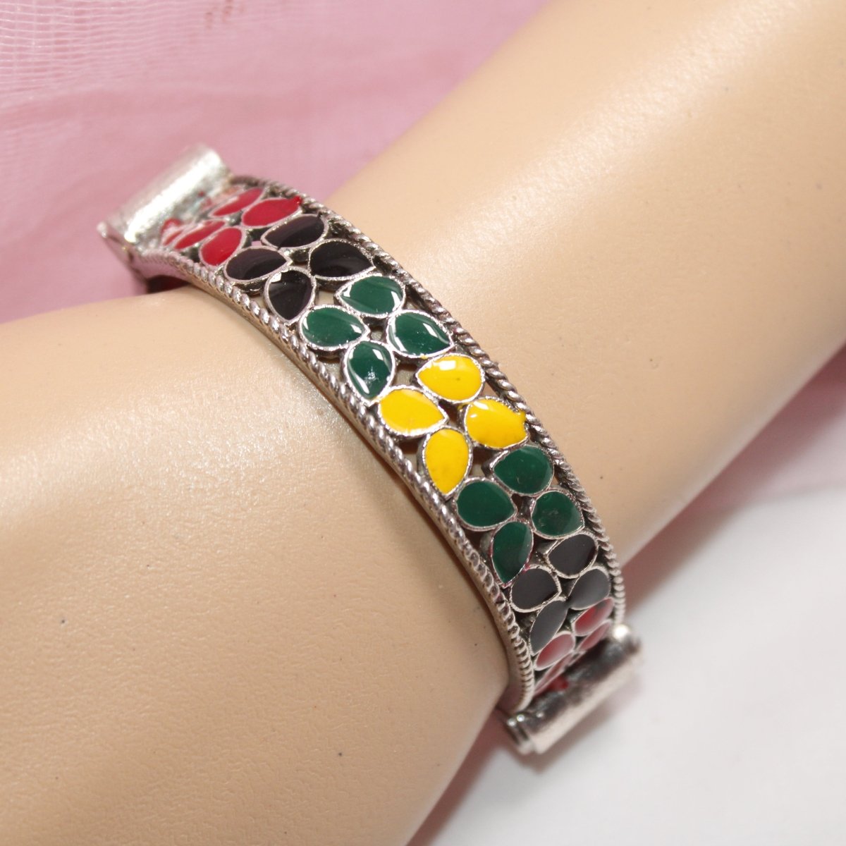 MEENAKARI LEAF PATTERN KADA - RED, BLACK, GREEN & YELLOW - kada