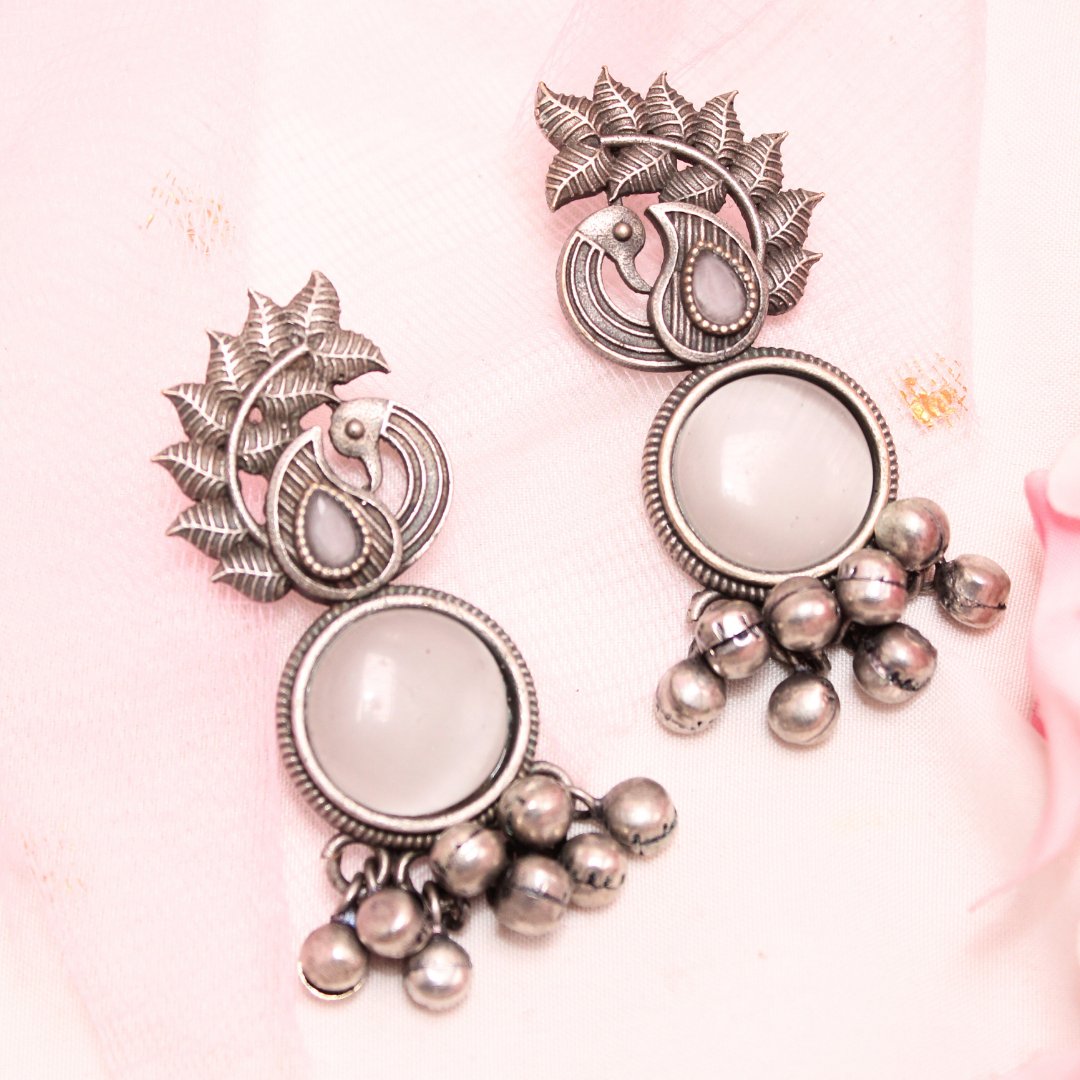 MOR GHUNGROO WITH MONALISA STONE EARRINGS-GREY -Earrings