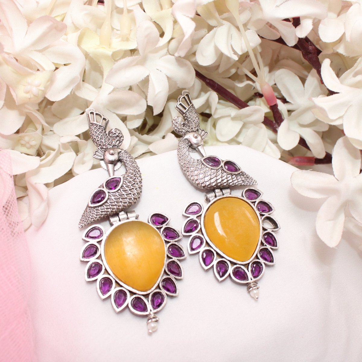 MOR NAGINA SILVER LOOK ALIKE EARRING-YELLOW -EARRING