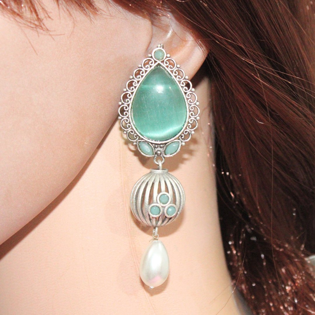 NAGINA MEERA SILVER LOOK ALIKE EARRING-MINT -EARRING