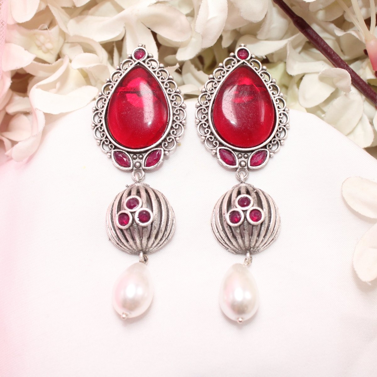 NAGINA MEERA SILVER LOOK ALIKE EARRING-RED -EARRING