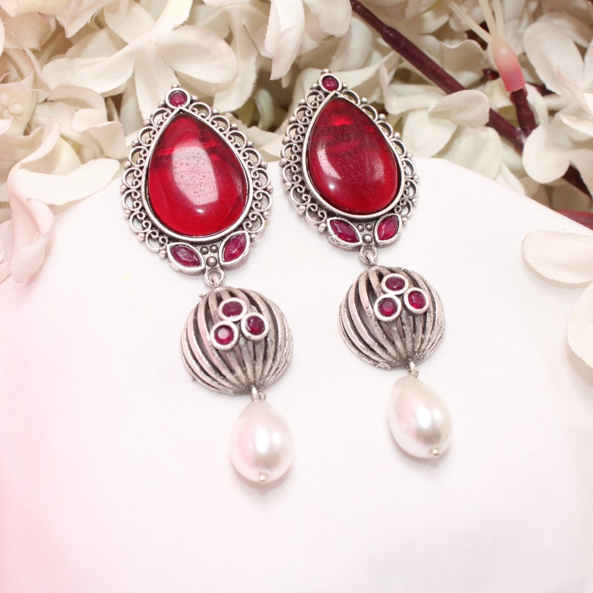 NAGINA MEERA SILVER LOOK ALIKE EARRING-RED -EARRING