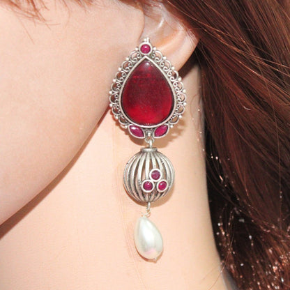 NAGINA MEERA SILVER LOOK ALIKE EARRING-RED -EARRING