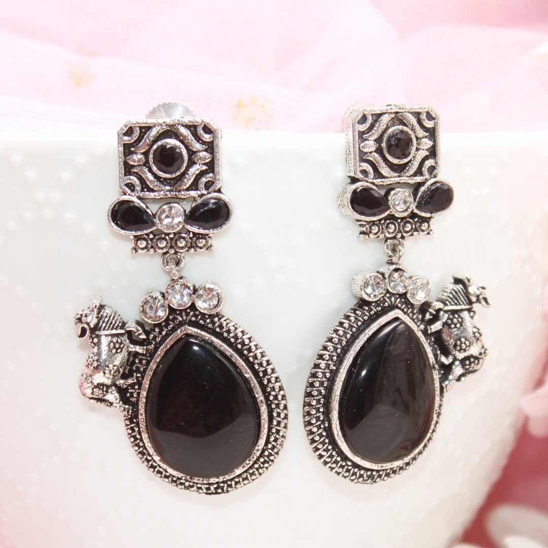 NANDI EARRING - BLACK - EARRING