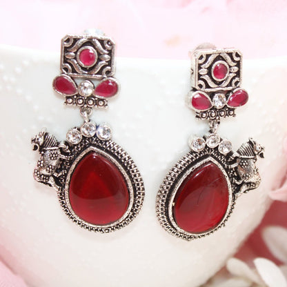 NANDI EARRING - MAROON - EARRING