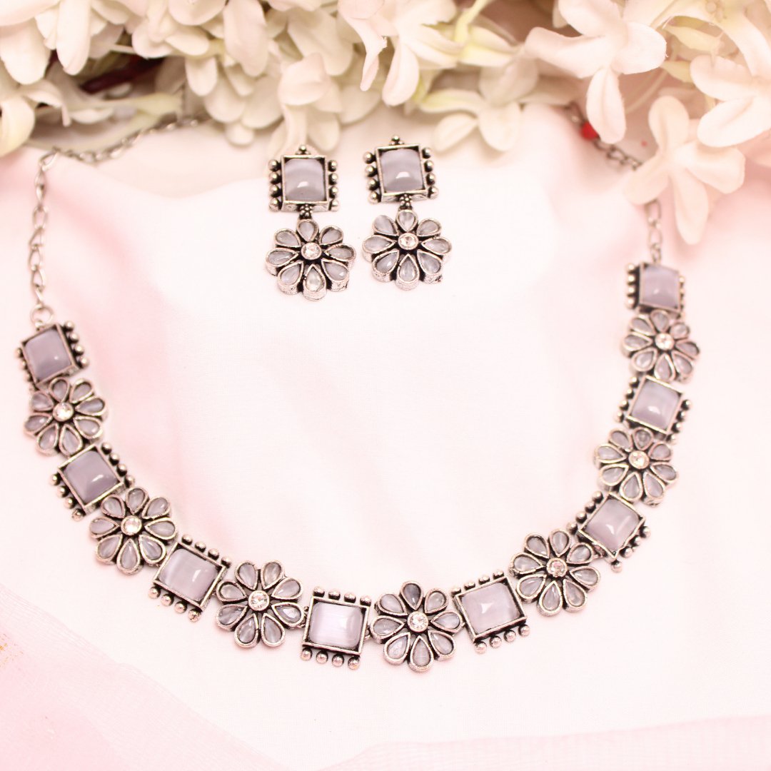 NARGIS FLOWER STONE NECKLACE SET-GREY -Necklaces