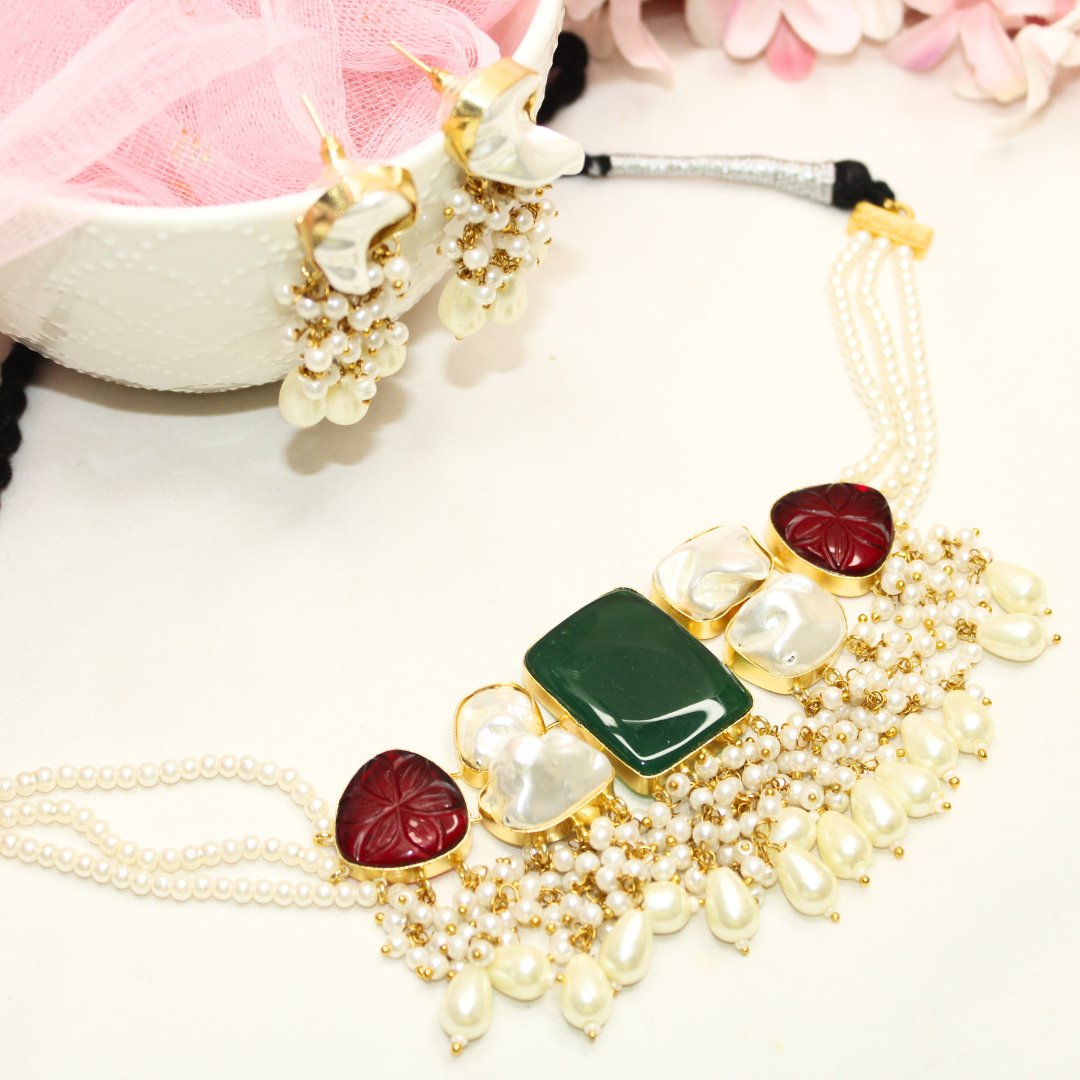 NATURAL STONE LOOK PASTEL CHOKER - GREEN & RED - Necklaces