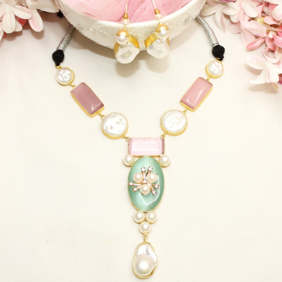 NATURAL STONE LOOK PASTEL NECKLACE - PINK & GREEN - Necklaces