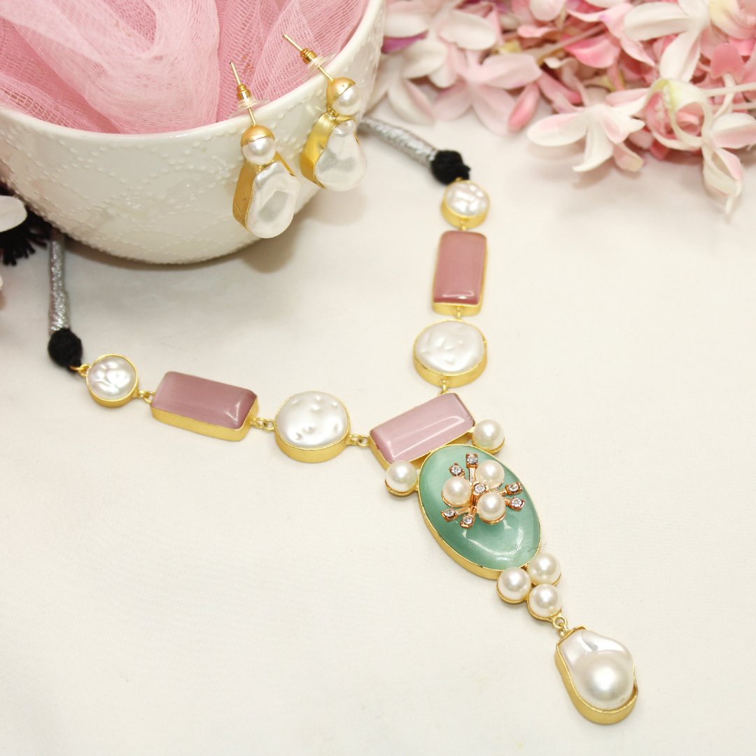 NATURAL STONE LOOK PASTEL NECKLACE - PINK & GREEN - Necklaces