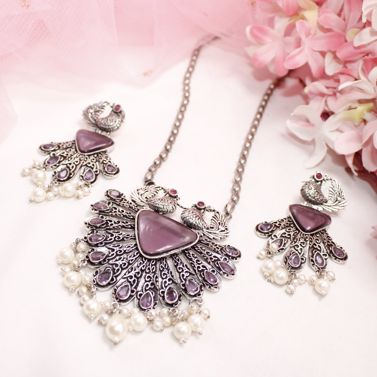 PANKH - SILVER LOOK ALIKE PENDANT SET - PURPLE - Charms & Pendants