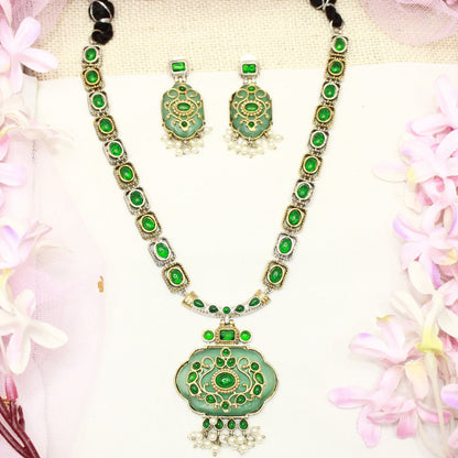 PARTY NECKLACE - KARIGARI WORK DUAL - TONE - GREEN - Necklaces