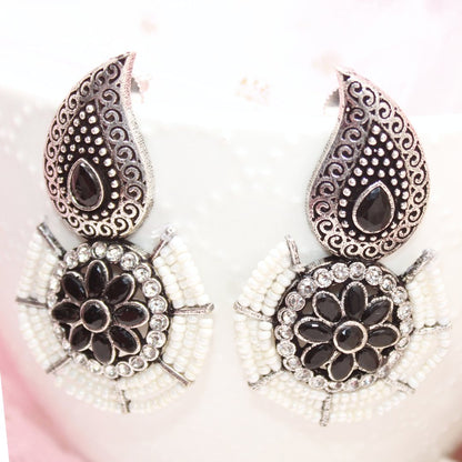 PEARL WITH KUNJ EARRING - BLACK - EARRING