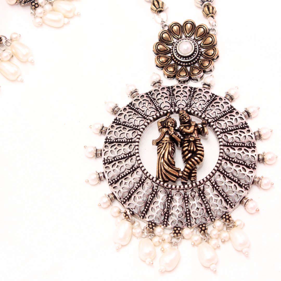 RADHA-KRISHAN DUAL-TONE PENDANT SET- WHITE -Charms & Pendants