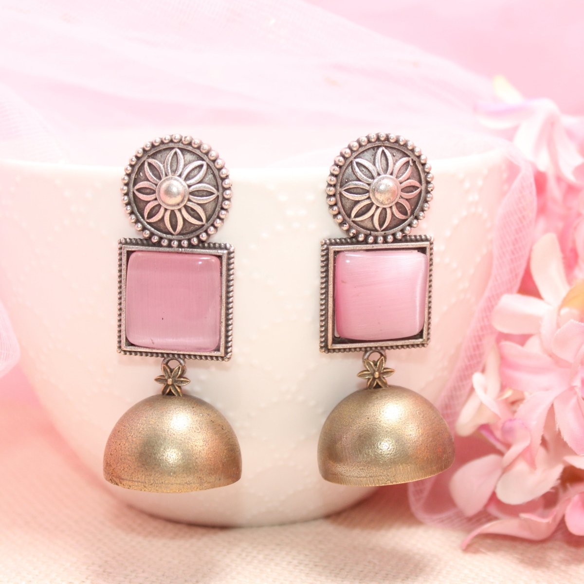 RAJPUTA MONALISA STONE DUAL-TONE JHUMKA-PINK -EARRING