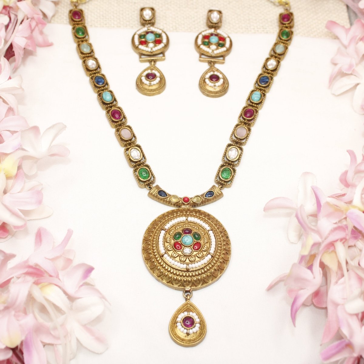 RAJWADI THAPA NECKLACE - NAVRATNA - Necklaces