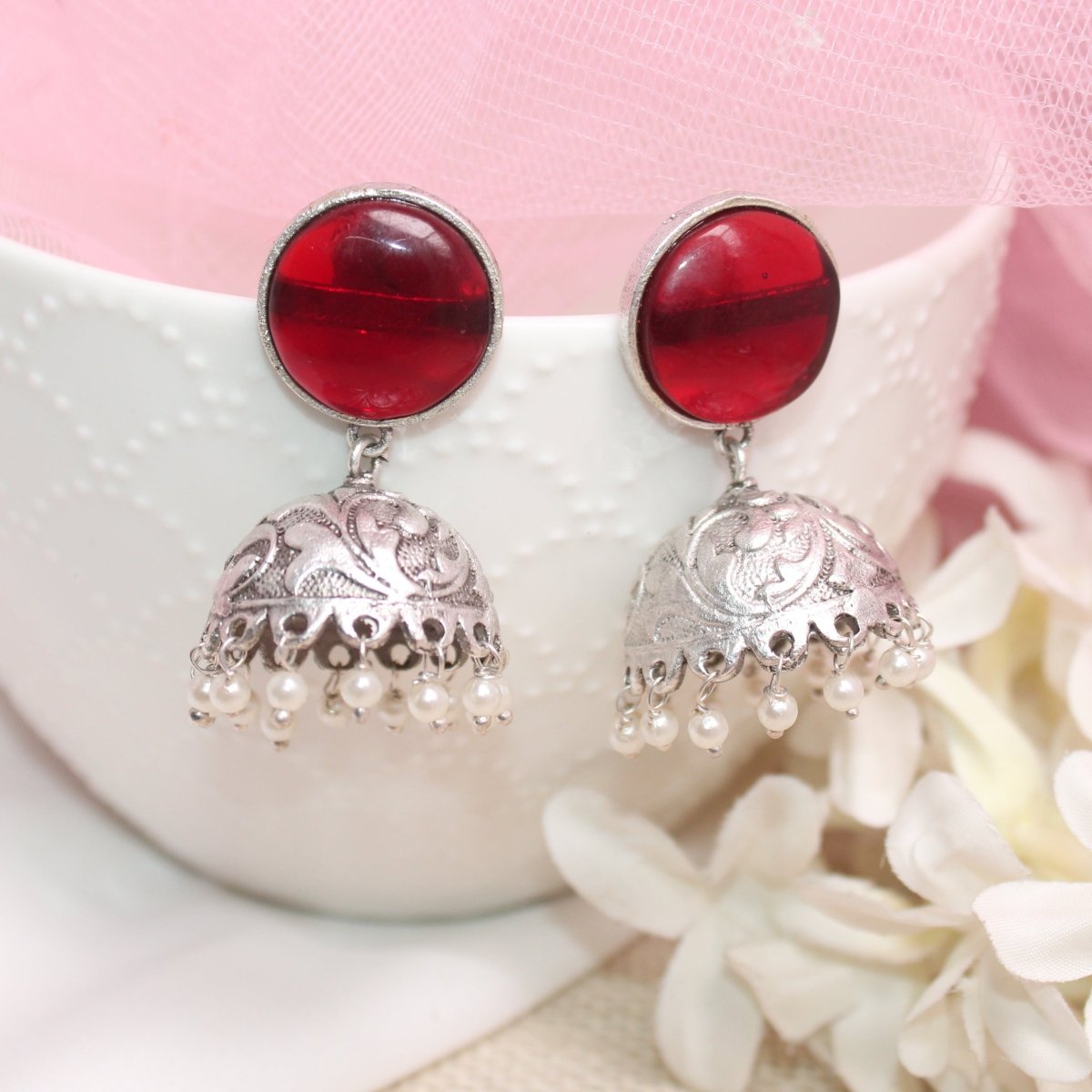 SILVER LOOK ALIKE MONALISA STONE JHUMKI-RED -EARRING