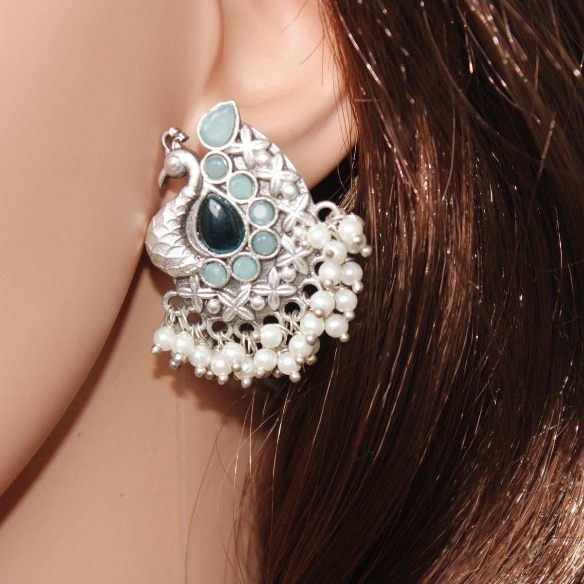 SILVER LOOK ALIKE PEACOCK STUDS - BLUE - EARRING