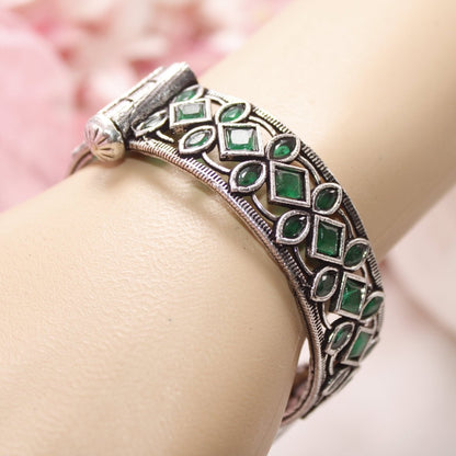 STONE CUTWORK KADA - GREEN - kada