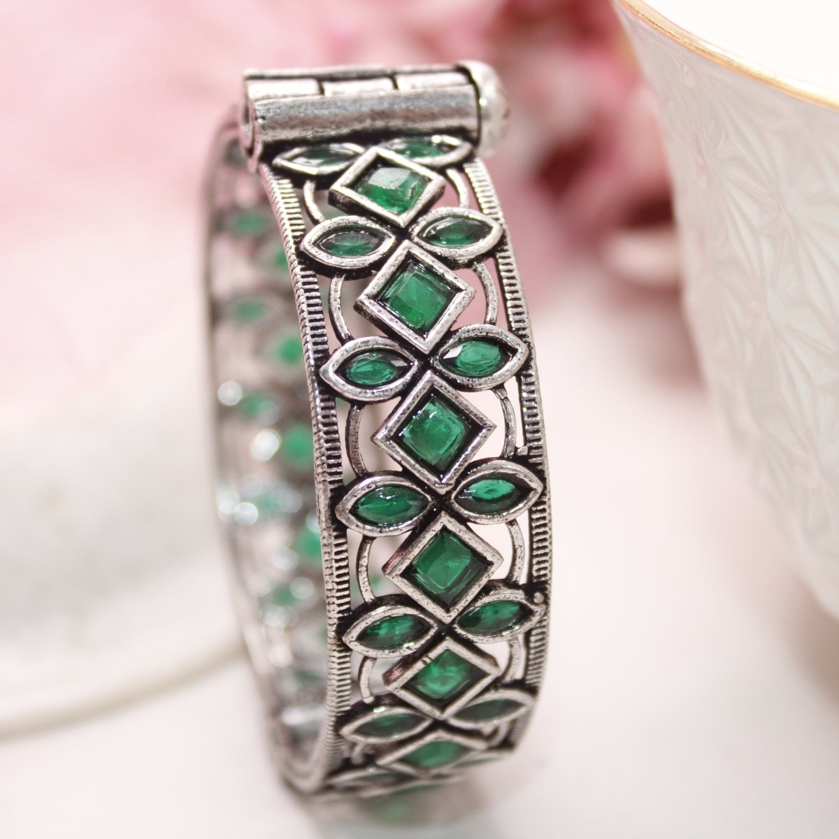 STONE CUTWORK KADA - GREEN - kada