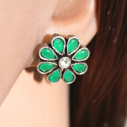 STONE FLOWER OXIDISED NECKLACE WITH MATCHING EARRINGS- GREEN -