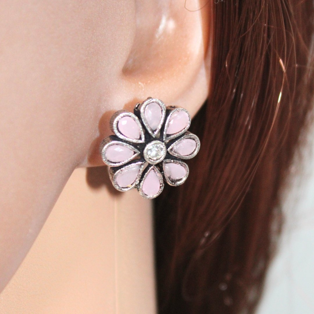 STONE FLOWER OXIDISED NECKLACE WITH MATCHING EARRINGS- PINK -